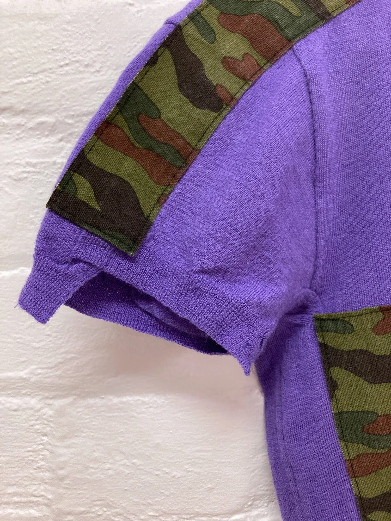 Comme des Garcons SS2001 purple wool short sleeve sweater with camo tape - S