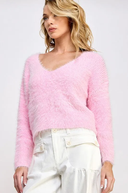 CROP LENGTH FUZZY SWEATER (PINK)