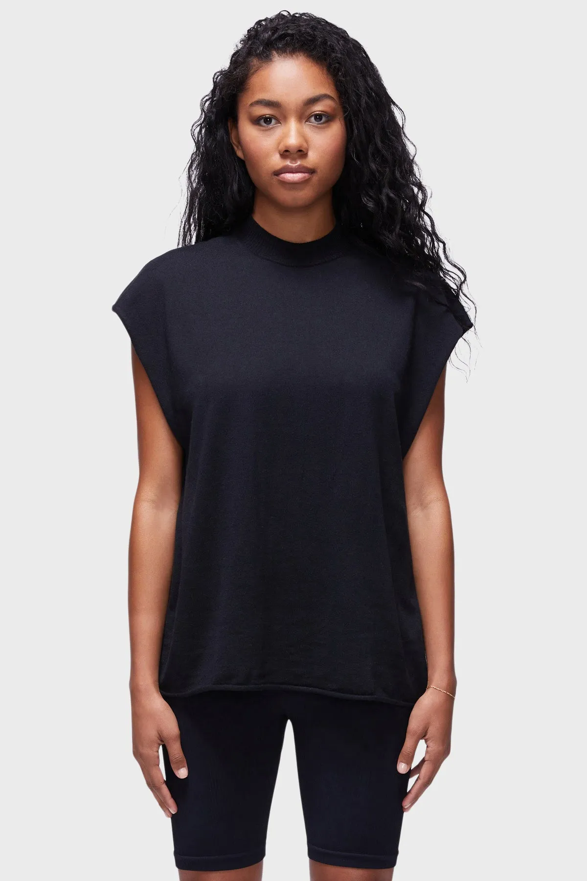 DSTLD Unisex Muscle Tee in Black