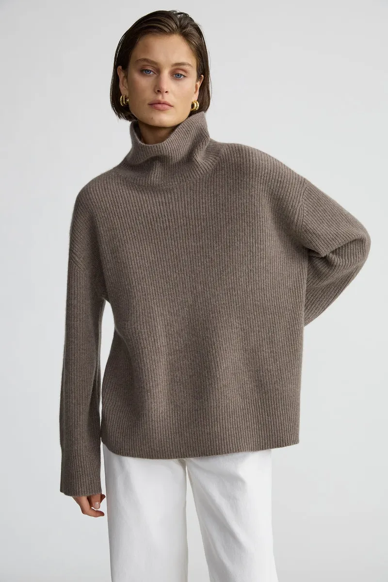 THE OVERSIZED TURTLENECK - BRACKEN